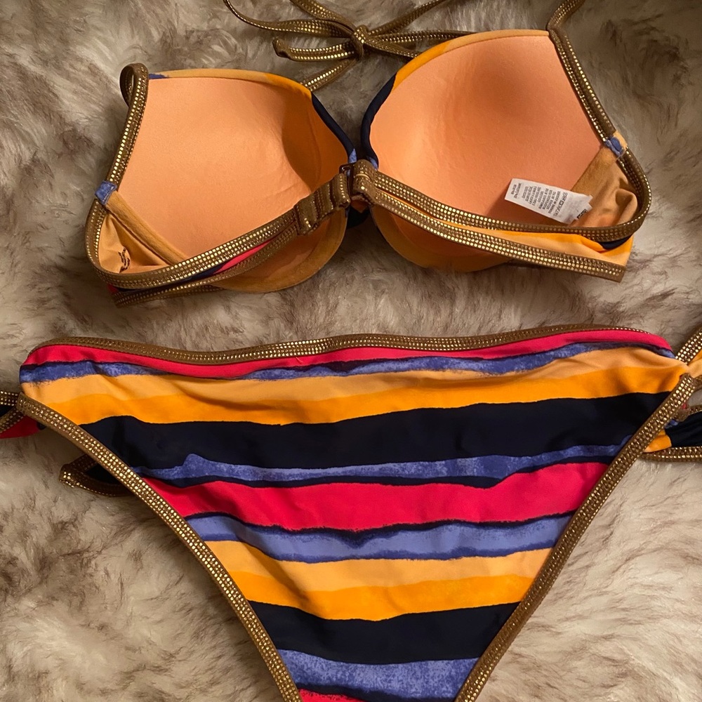 Aerie multi color bikini set size 32C and small bottom - Picture 2 of 6